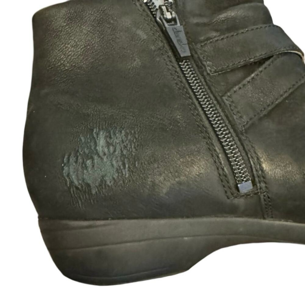 Dansko Faithe Women's Black Leather Buckle Zipper Ankle Boots 38 7.5-8 bootie - Picture 3 of 10